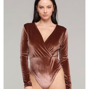 Mocha velvet long sleeve body suit.